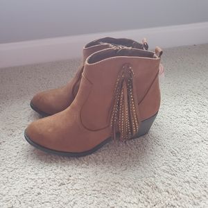 Girl's Boots